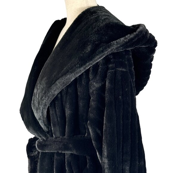 PeachyMink™ by PeachSkinSheets® Luxury Faux Mink Robe – Size M (Black) - Picture 10 of 10